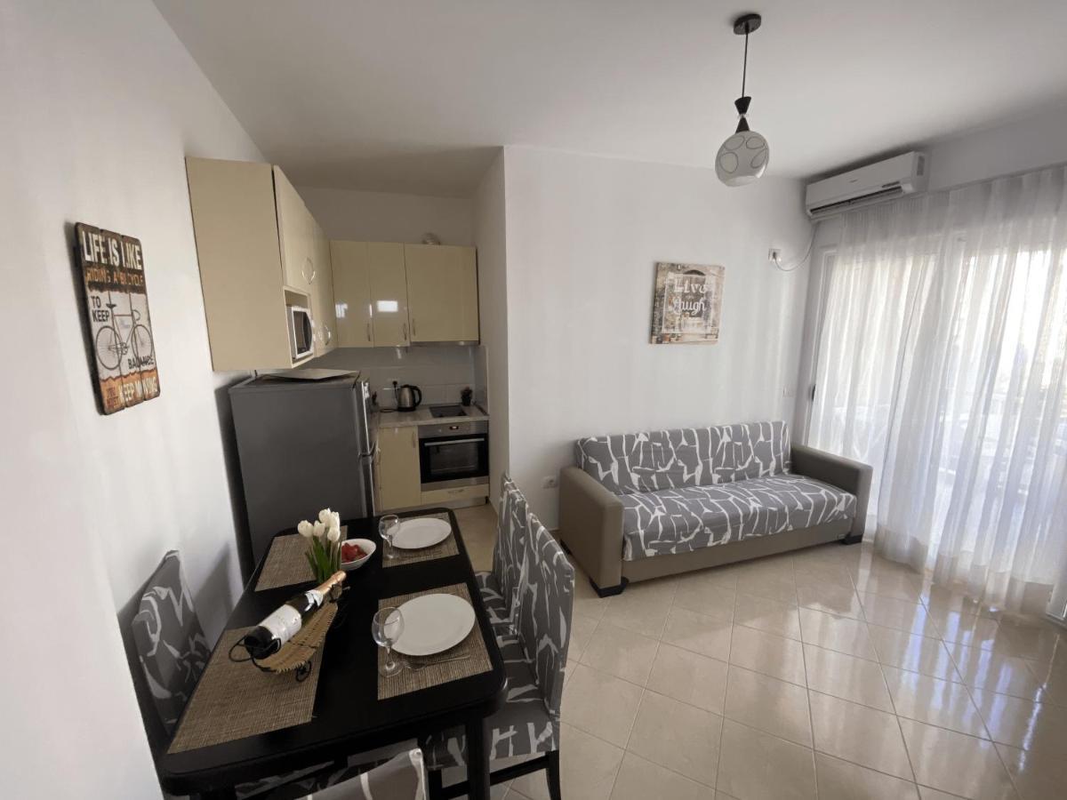 Madernas Bernad Apartment Orikum Εξωτερικό φωτογραφία