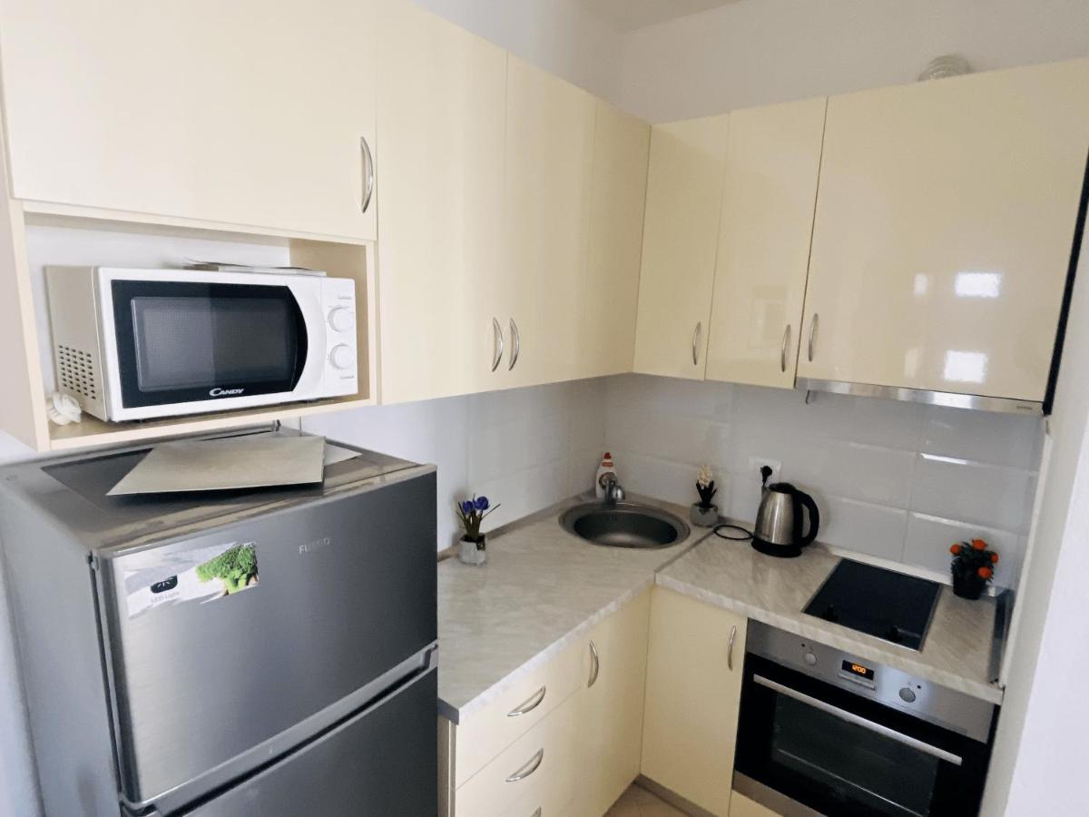 Madernas Bernad Apartment Orikum Εξωτερικό φωτογραφία